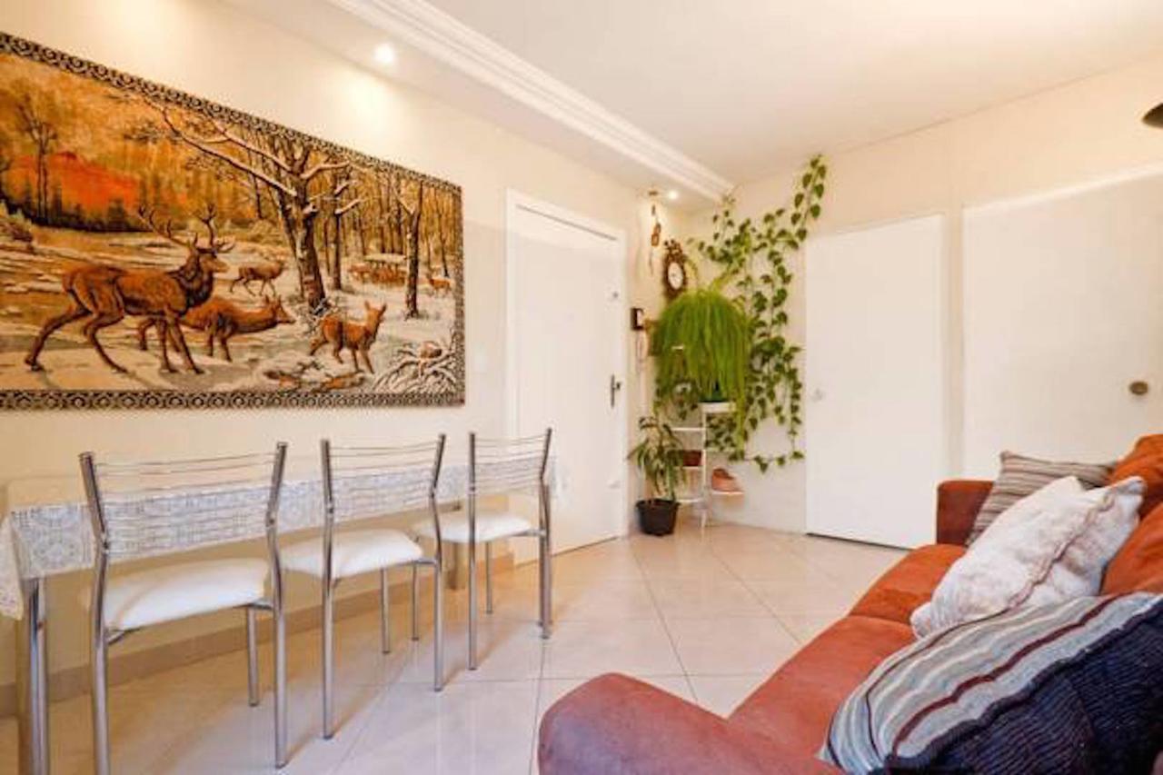 Homestay 3 - Avenida Carlos Gomes Porto Alegre Exterior photo